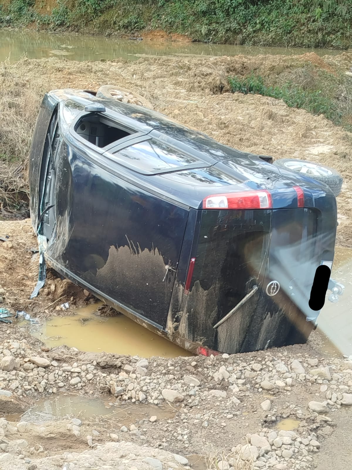 Saída de pista deixa homem ferido em acidente em Timbé do Sul